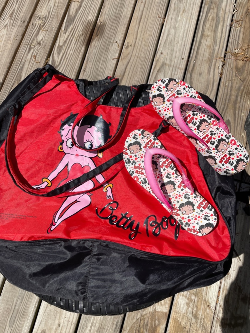 Betty Boop Bundle: Red, Black Tote with Betty Boop Flip Flops Size 41